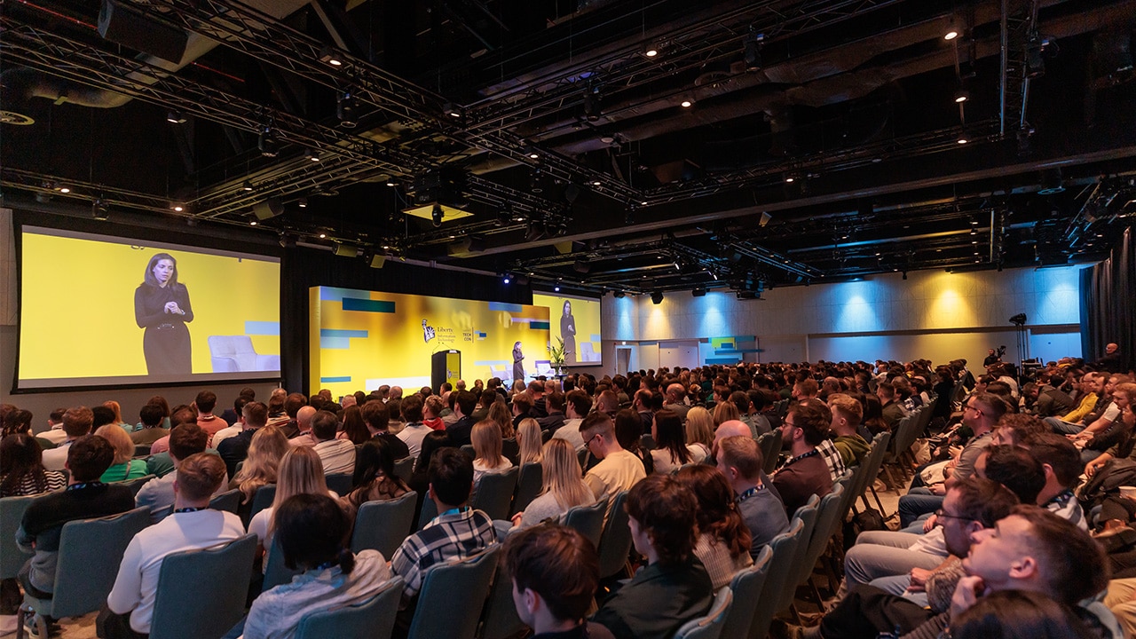 Picture of crowd at TechCon